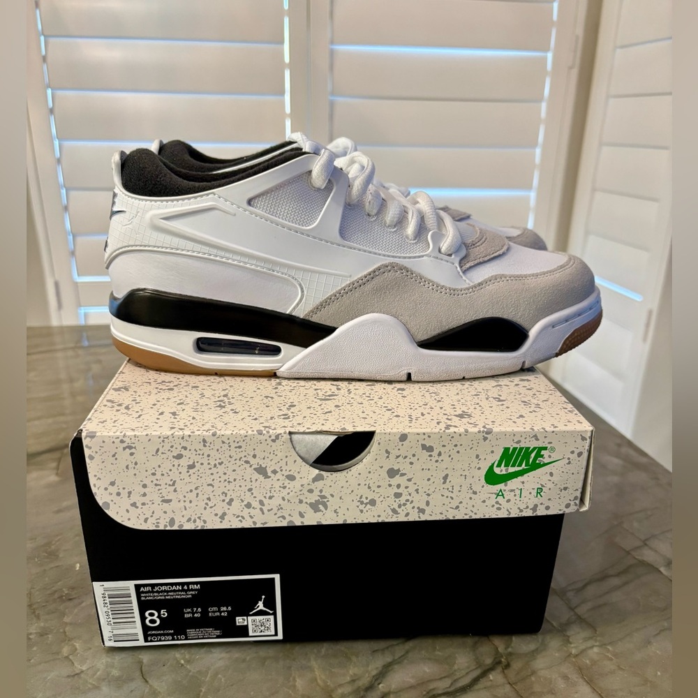 Air Jordan 4 RM Low